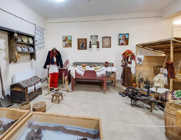 Музей Карпатського краю (Яремче)