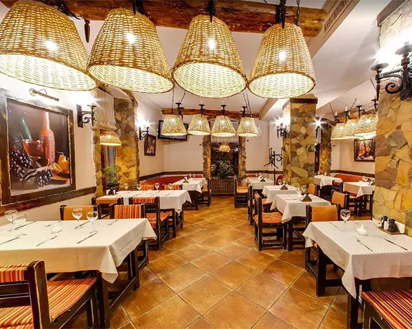 Ресторан "Vano Ivano Megobari"