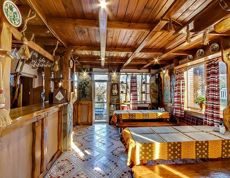 Аппартаменти SKY RIVER